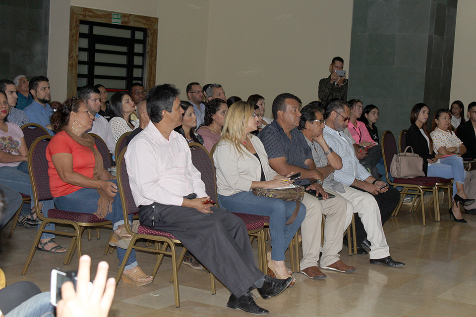 Más de cien personas conocieron el “Uso y aplicación de las Criptomonedas” durante un taller dictado en el Paraguaná Mall Hotel Foto: Prensa Ricardo Baptista