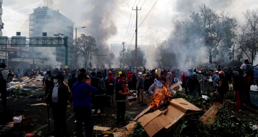 Diez días de protestas contra el Gobierno de Lenín Moreno han convertido a Quito en un campo de batalla Foto Sputnik Marco Teruggi