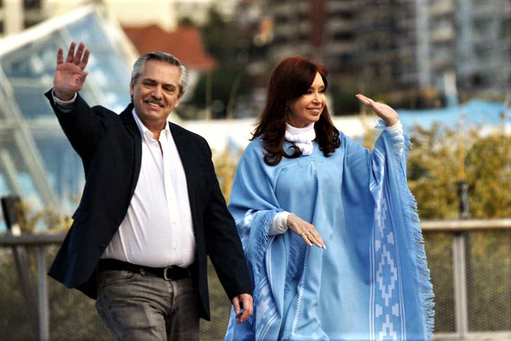 “Recibamos a Alberto y Cristina” fue el latiguillo que acompañó la aparición en el palco del candidato presFoto Prensa Frente de Todos 1