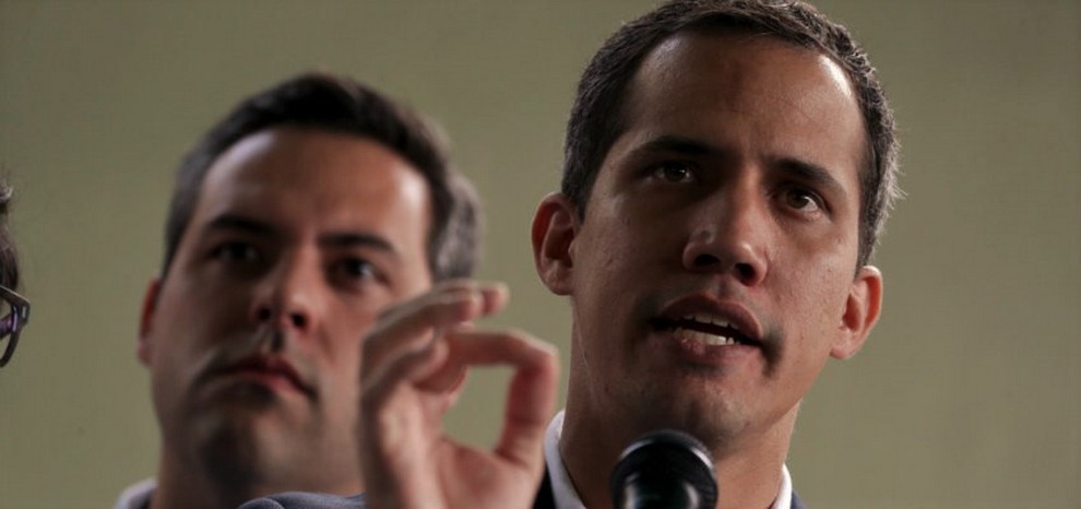 Guaidó crea comisión para investigar irregularidades del Arco Minero Foto: Agencias