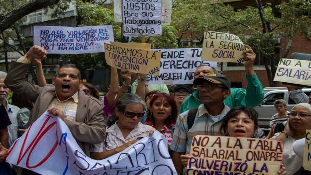 Empleados públicos exigen salario mínimo de al menos dos Petros Foto: Cortesía