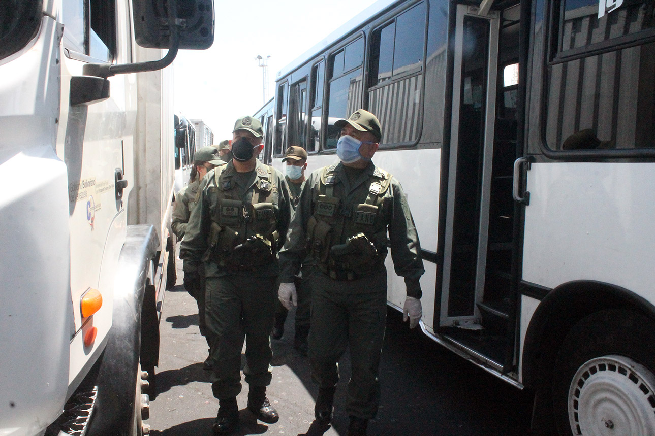 Autoridades supervisaron estaciones de servicio activadas para el despacho de combustible a sectores priorizados en Carabobo / Foto: Prensa Gobernación de Carabobo