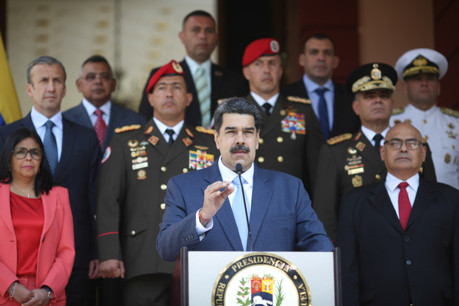 Maduro declara emergencia de salud y suspensión de algunos vuelos internacionales
