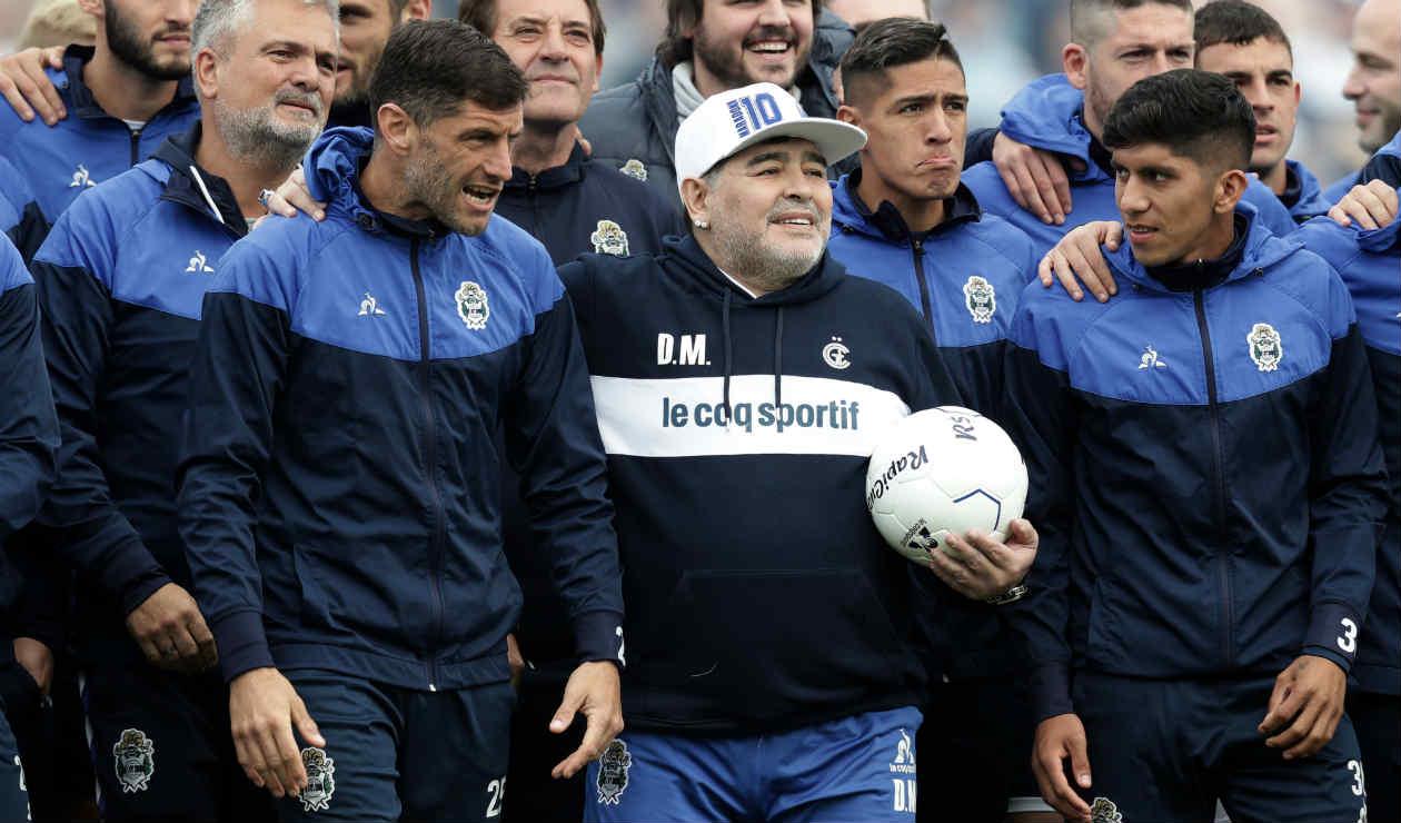 Diego Maradona en su rol de director técnico / Foto: Antena 2